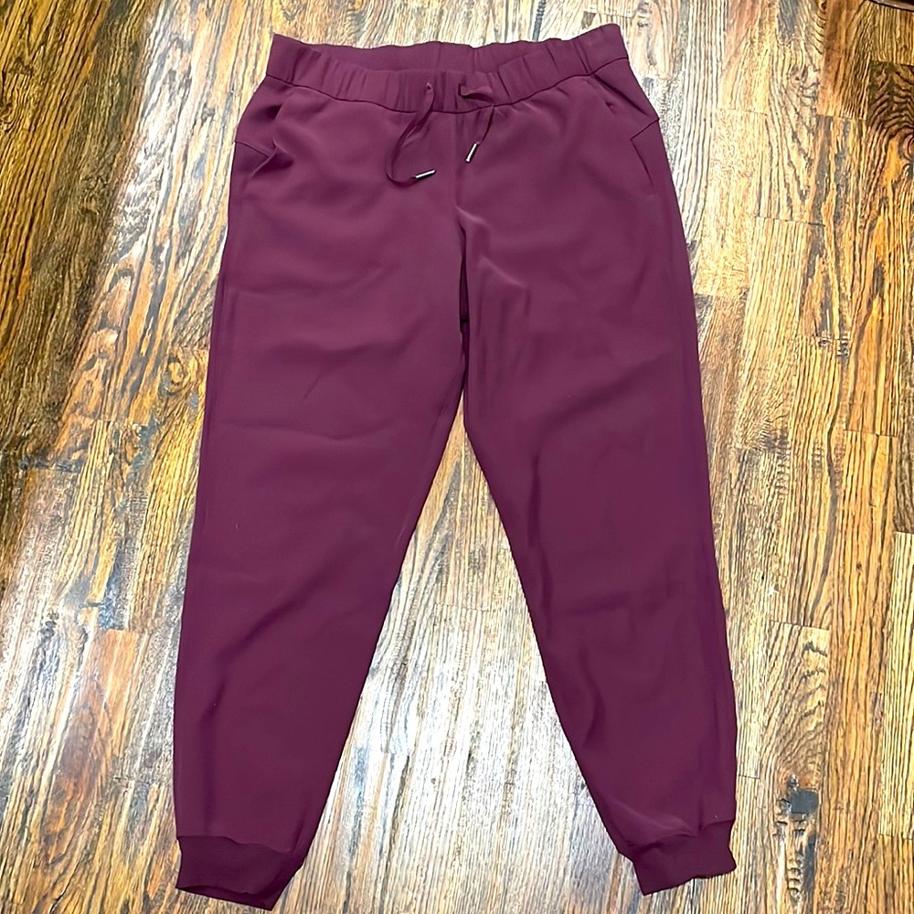 Maroon Lululemon Joggers size 10